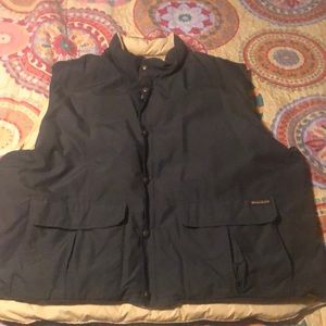 Woolrich green men’s reversible vest size XXL